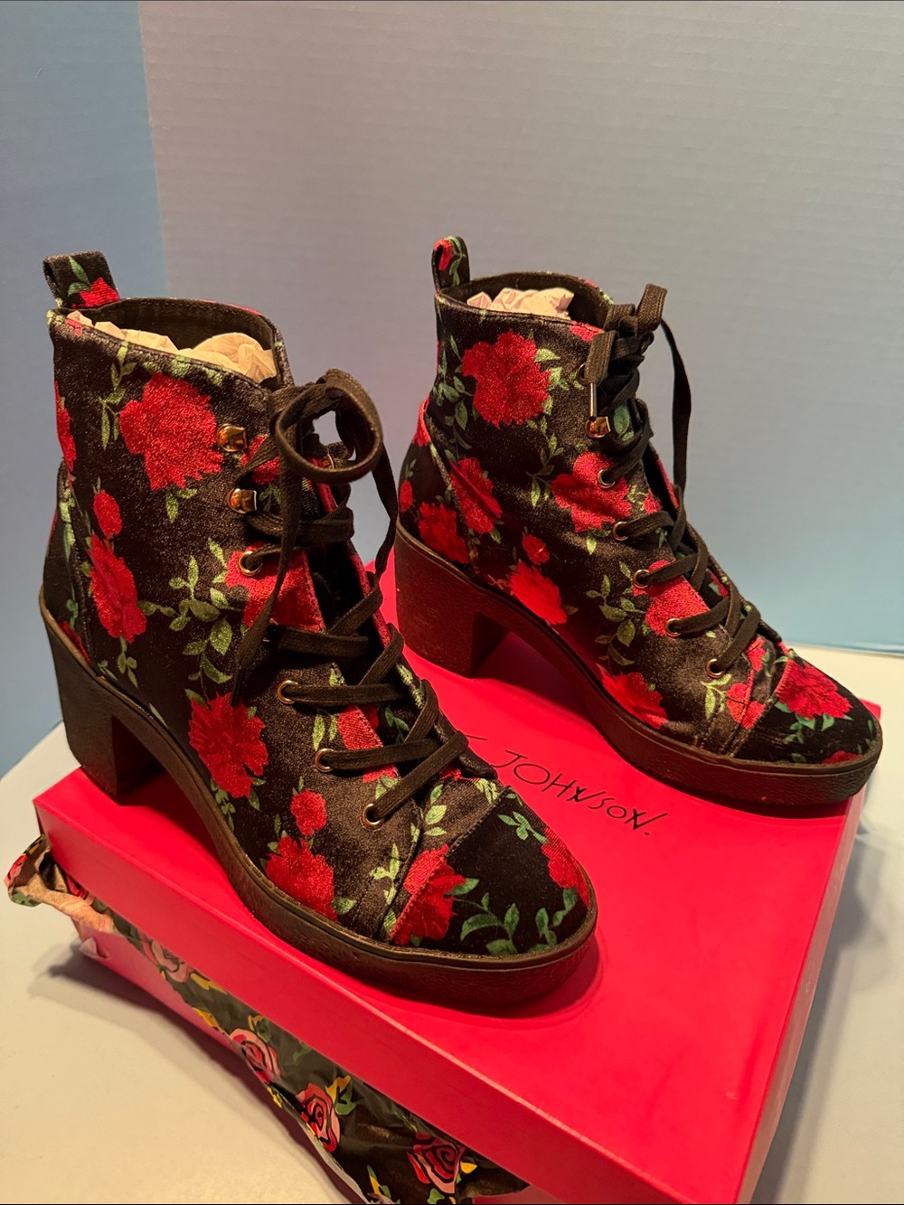 Betsey Johnson Black velvet Floral Lace-Up Block Heel Ankle Boots